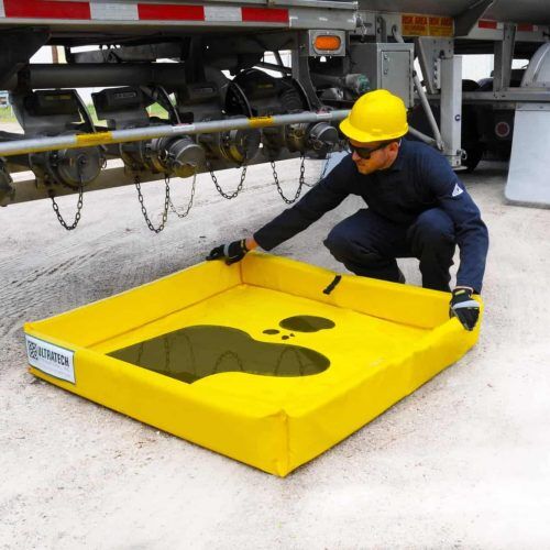 8852_4x4_Mini-Foam-Wall-Berm_Under-Truck-With-Spill MTFIX